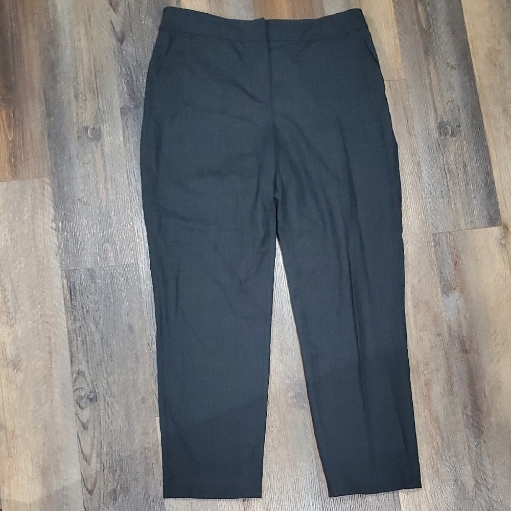 St. John Emma Gray Trousers Timeless Sophistication